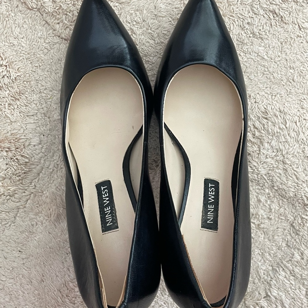 Nine West Black Pointed Toe Heels size 6 1/2